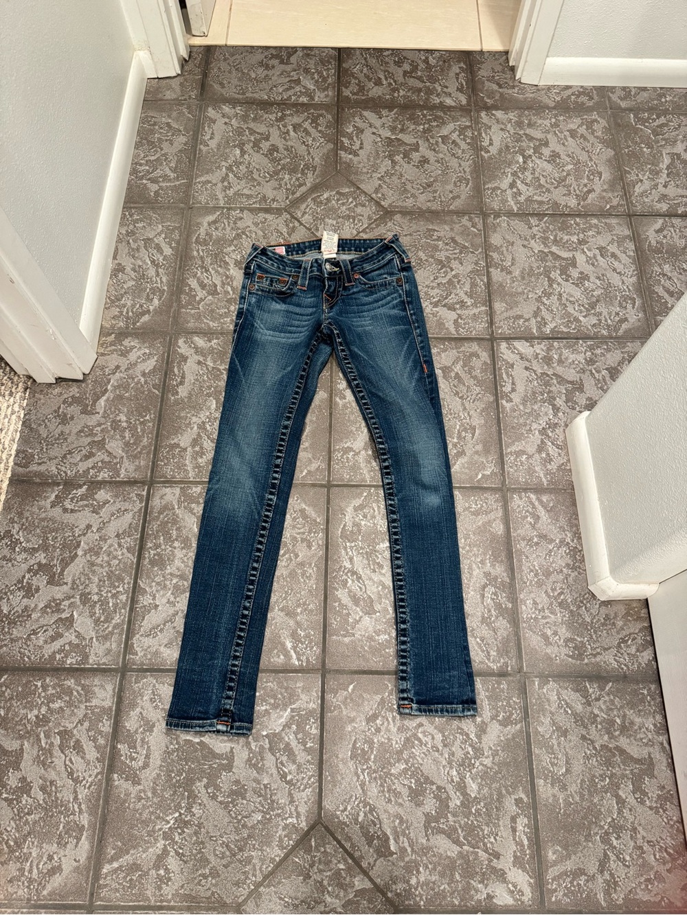 True Religion Stella Skinny Jeans Size 23 Made in USA Dark Wash